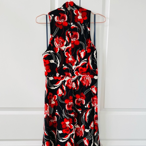 TOMMY HILFIGER Floral A-Line Halter Midi Dress (Black + Red + White, Size: 6) - Picture 12 of 12